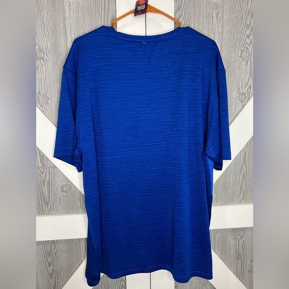 168. Reebok Men’s Crew Performance Tee 2XL - Picture 4 of 5